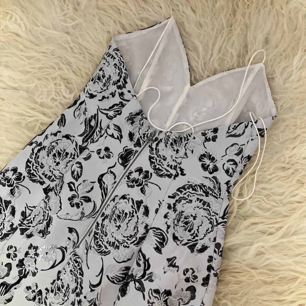 ALICE + OLIVIA Printed Mini Dress - Picture 13 of 13